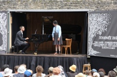 Emma la Clown & Guilhem Fabre 16 * 5760 x 3840 * (8.61MB)